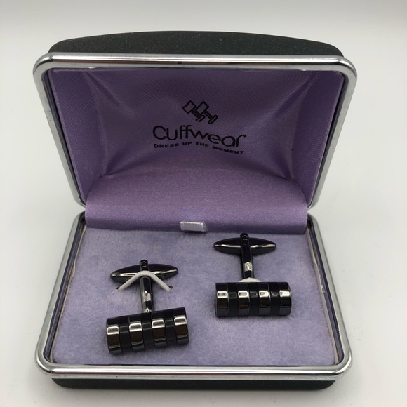 CUFFWEAR CUFF LINKS IN GIFT BOX - Picture 1 of 4